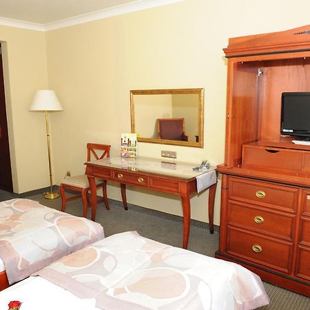 Koziegłowy Hotel Czardasz מראה חיצוני תמונה