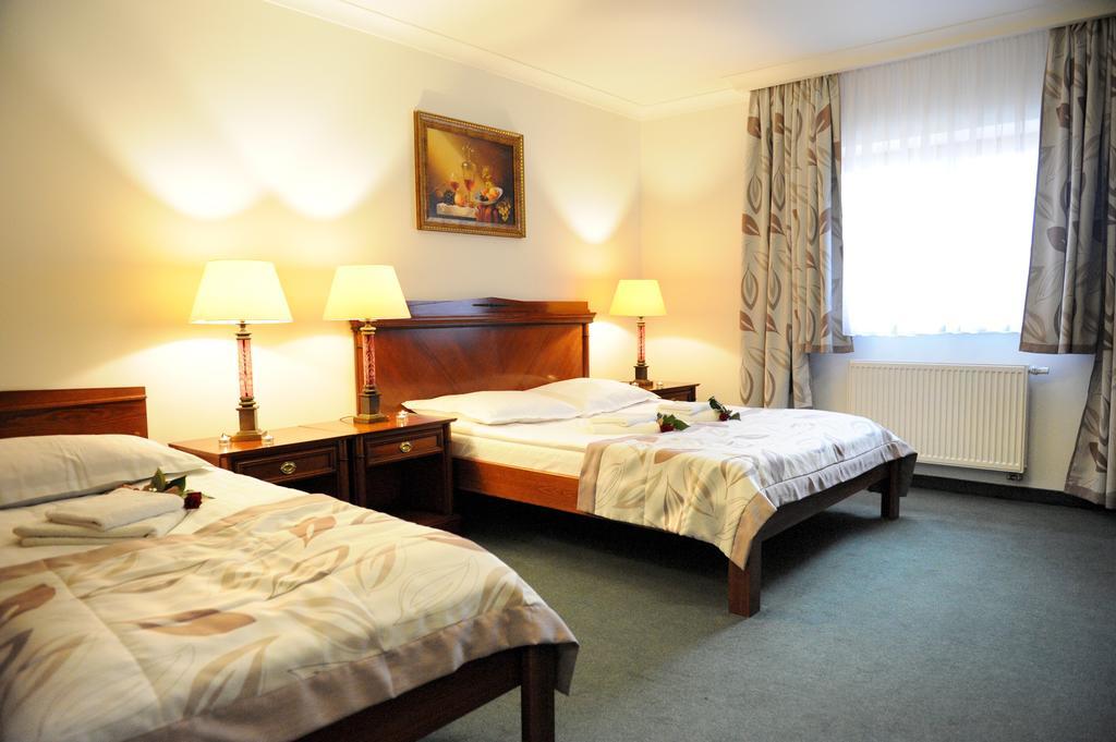 Koziegłowy Hotel Czardasz חדר תמונה