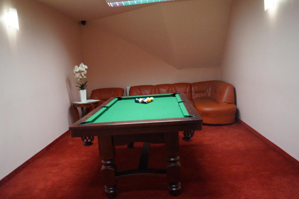 Koziegłowy Hotel Czardasz מראה חיצוני תמונה