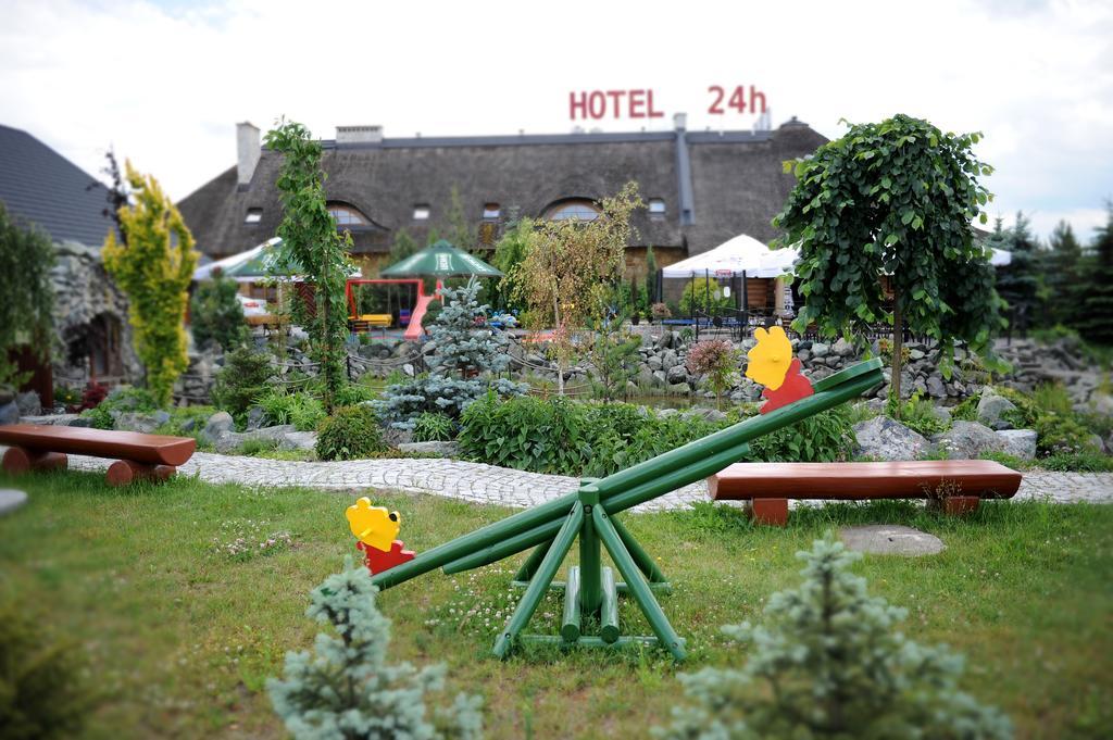 Koziegłowy Hotel Czardasz מראה חיצוני תמונה